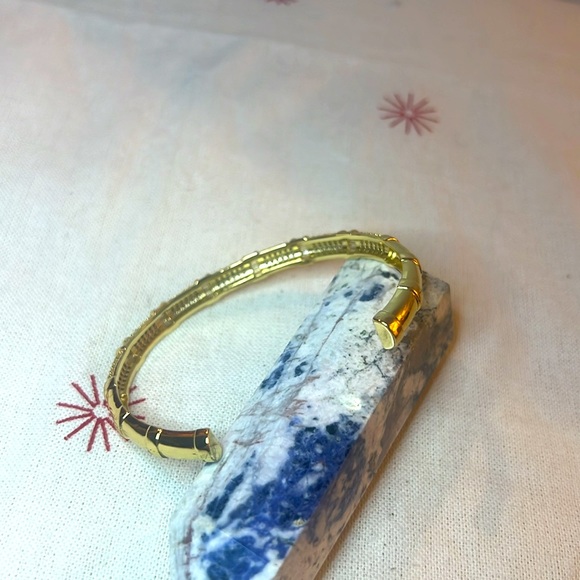 Golden Crystal Bangle Bracelet *NEW* - Picture 4 of 9